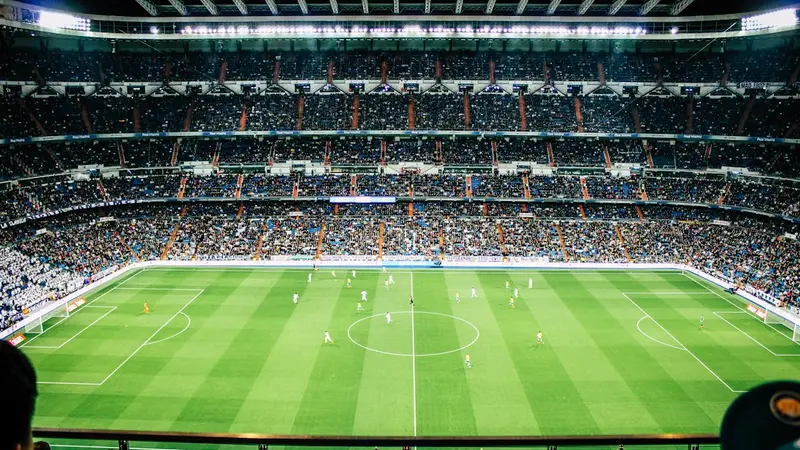 Reading the Barcelona vs Real Madrid Clasico Odds